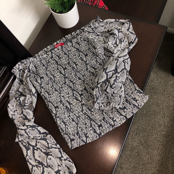 Guess Tops - Snake skin sleeveless top!!!